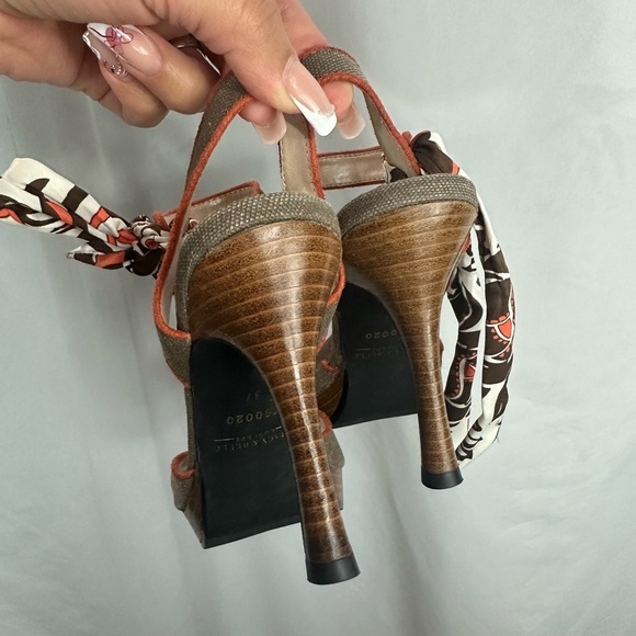 Tracy & Belle tan heels with ribbon tie size 37 - Picture 7 of 10